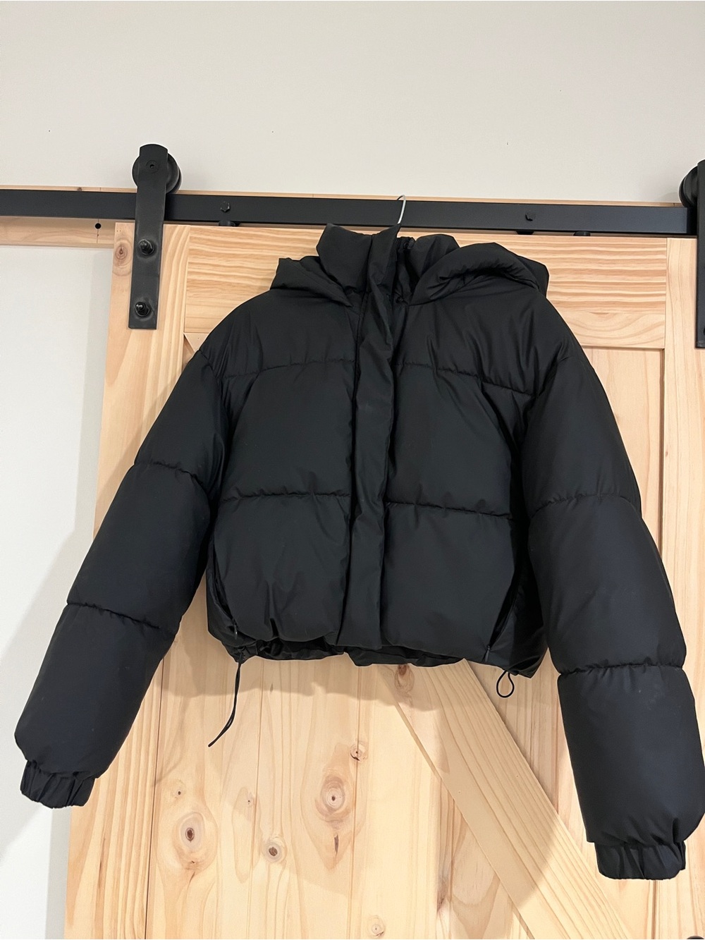 Zara Black Cropped Rubberized Wind Protection Puffer Anorak Hooded S